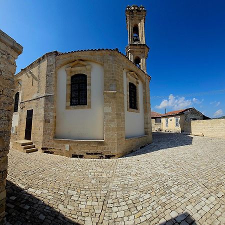 Maya Paphos Exterior foto